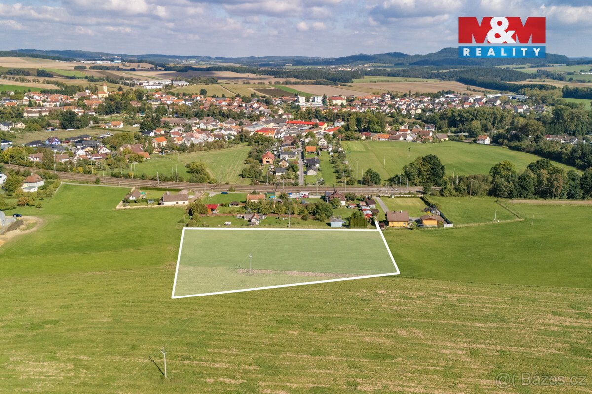 Prodej pozemku k bydlení, 8072 m², Katovice
