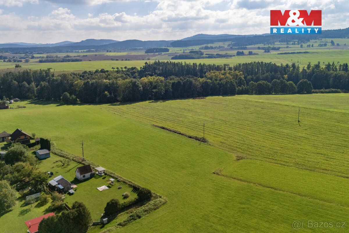 Prodej pozemku k bydlení, 8072 m², Katovice
