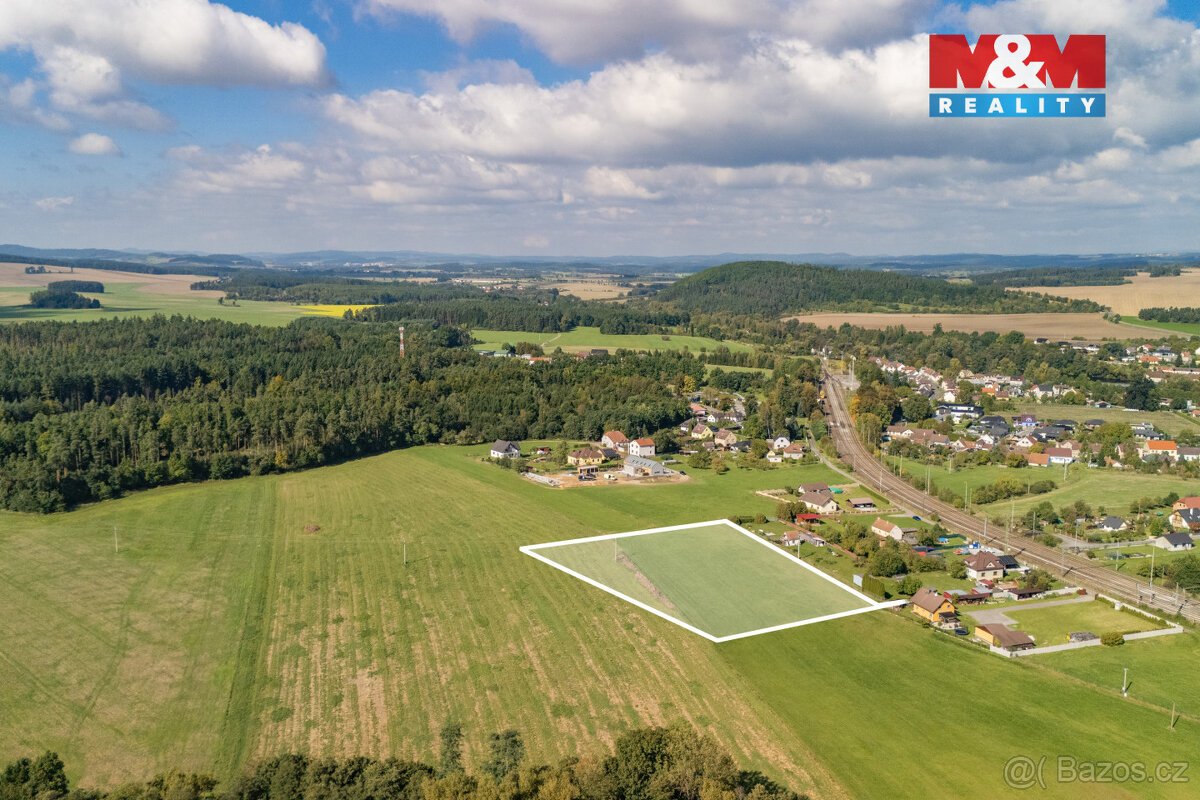 Prodej pozemku k bydlení, 8072 m², Katovice