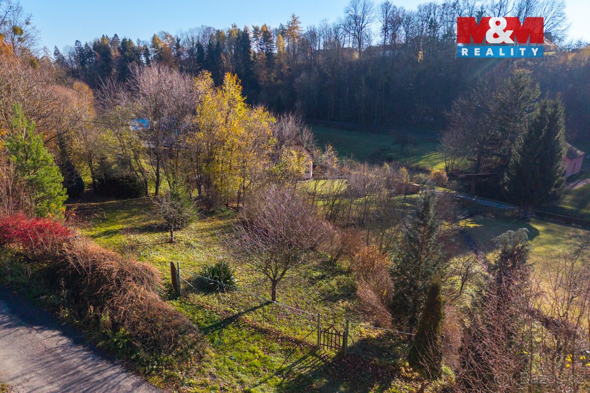 Prodej pozemku k bydlení, 888 m², Chmelík