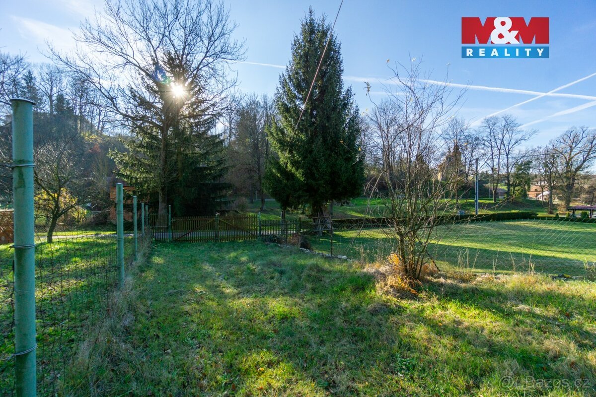Prodej pozemku k bydlení, 888 m², Chmelík