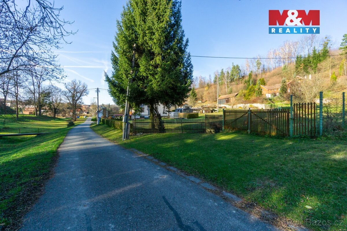 Prodej pozemku k bydlení, 888 m², Chmelík