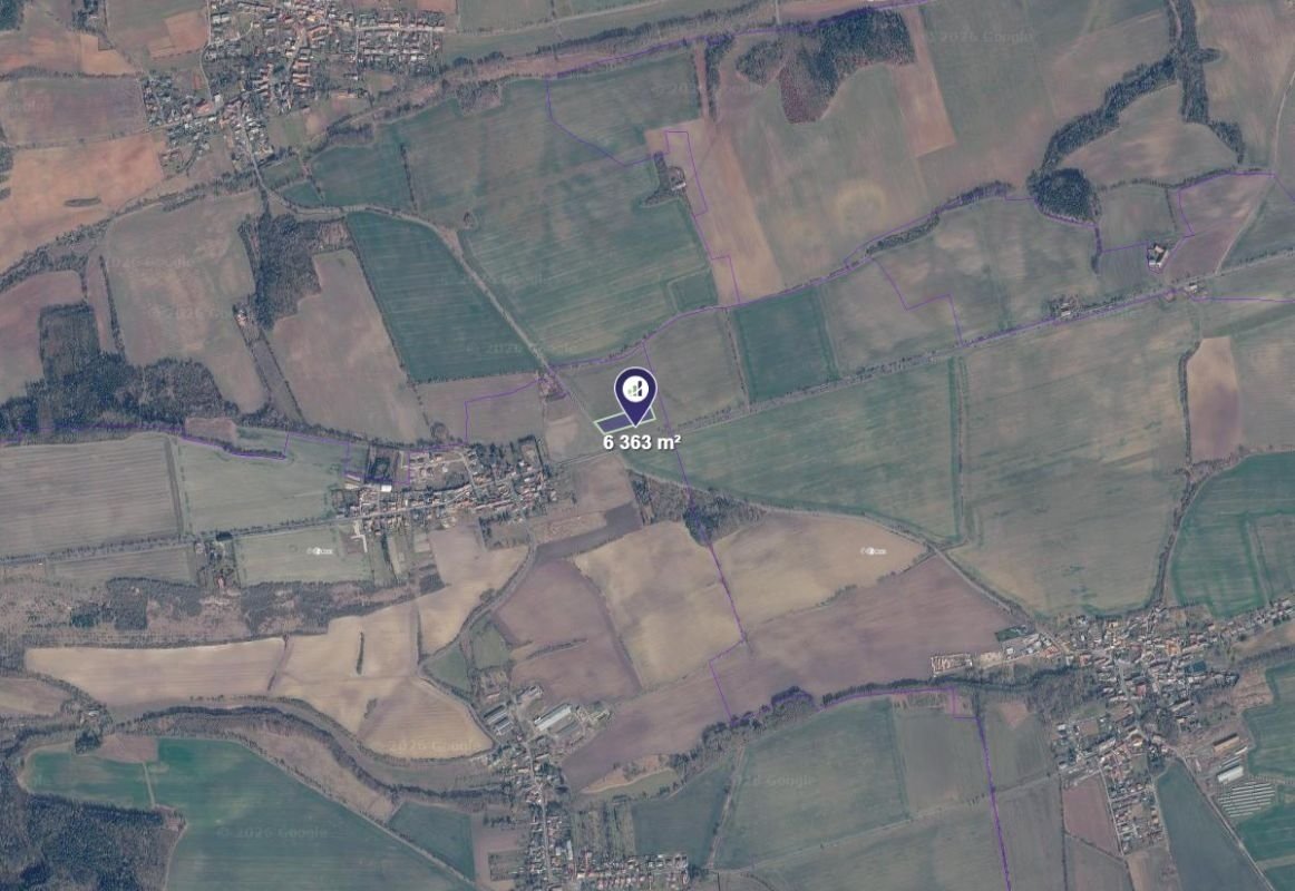 Prodej podílu 1/3 pole 2 121 m², Malíkovice