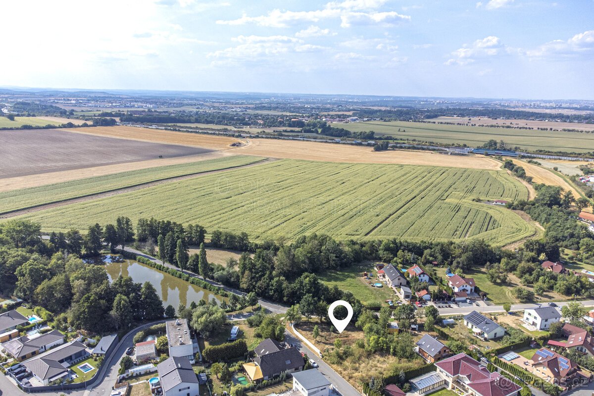 Prodej stavebního pozemku 933 m² – Herink, Praha-východ