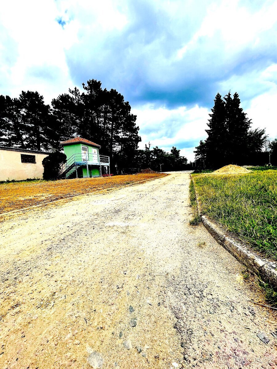 Prodej stavebního pozemku – 5 129 m²