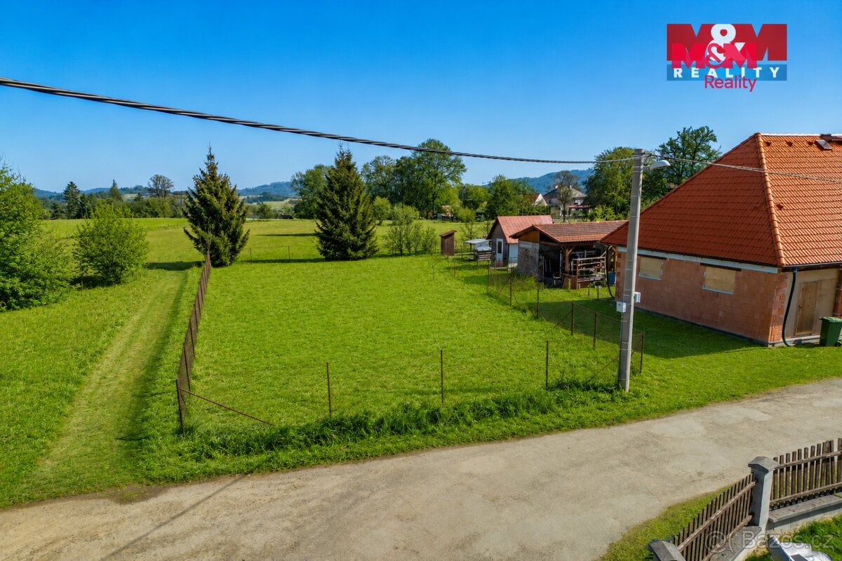 Prodej pozemku k bydlení, 764 m², Kolinec