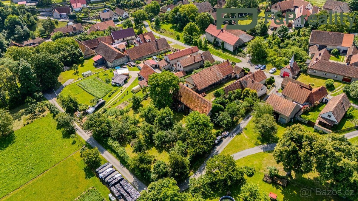 Prodej stavebního pozemku,974m2, Zádolí