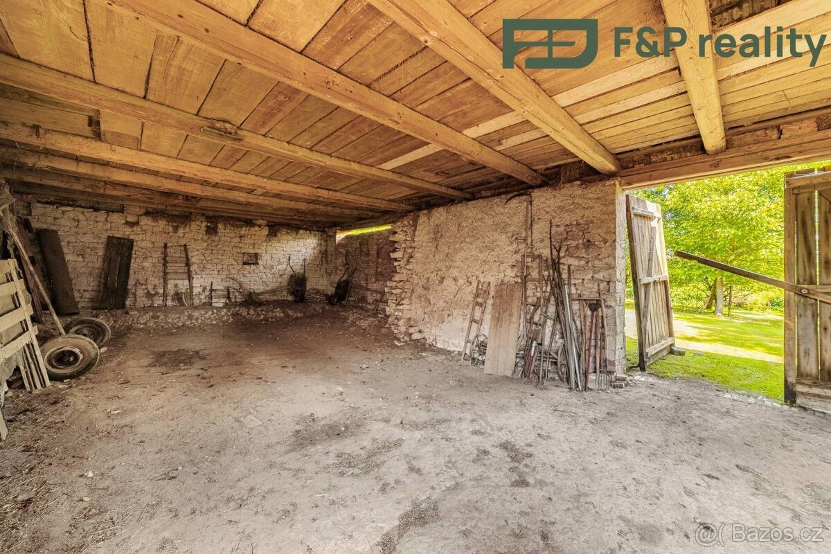 Prodej stavebního pozemku,974m2, Zádolí
