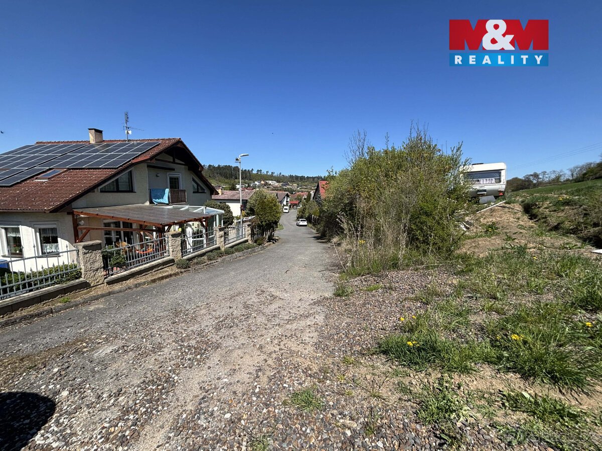 Prodej pozemku k bydlení, 2091 m², Žebrák