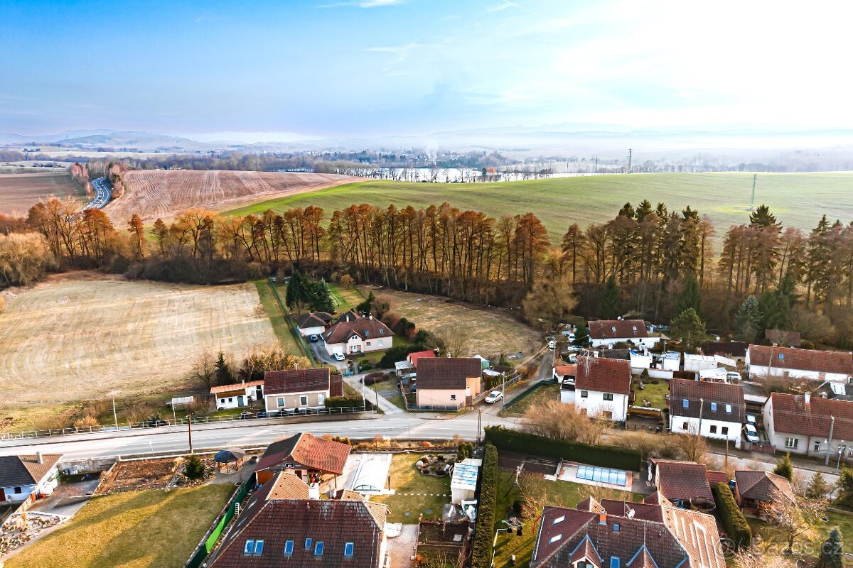 Prodej stavebního pozemku Jírovice (Benešov)
