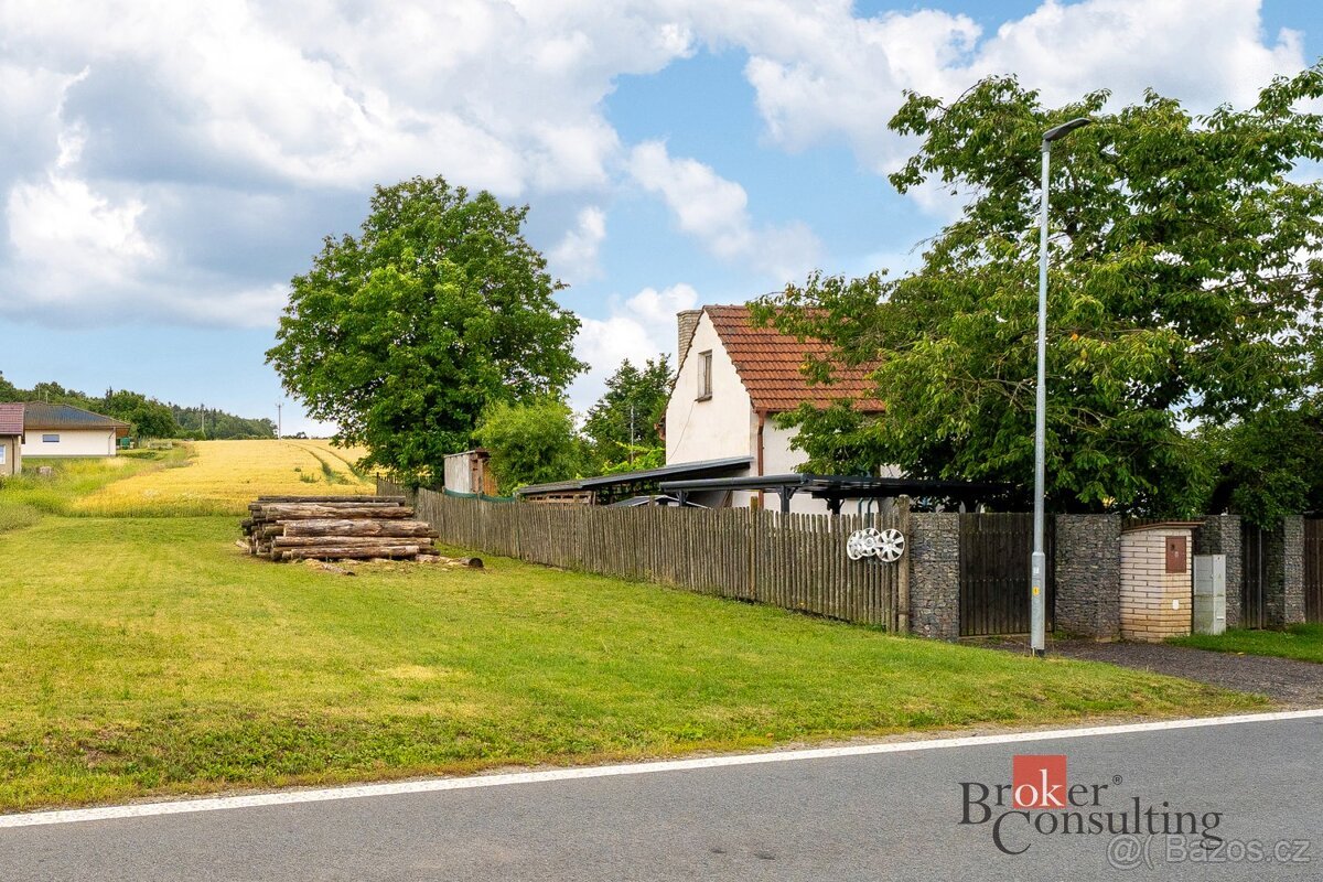 Prodej, pozemky/bydlení, 1488 m2, Krhov, Blansko [ID 73909]