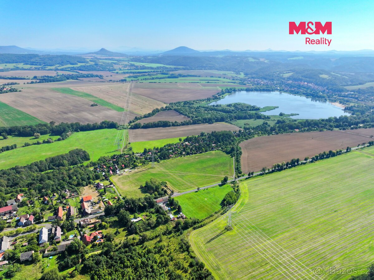 Prodej pozemku k bydlení, 1 100m², Habřina