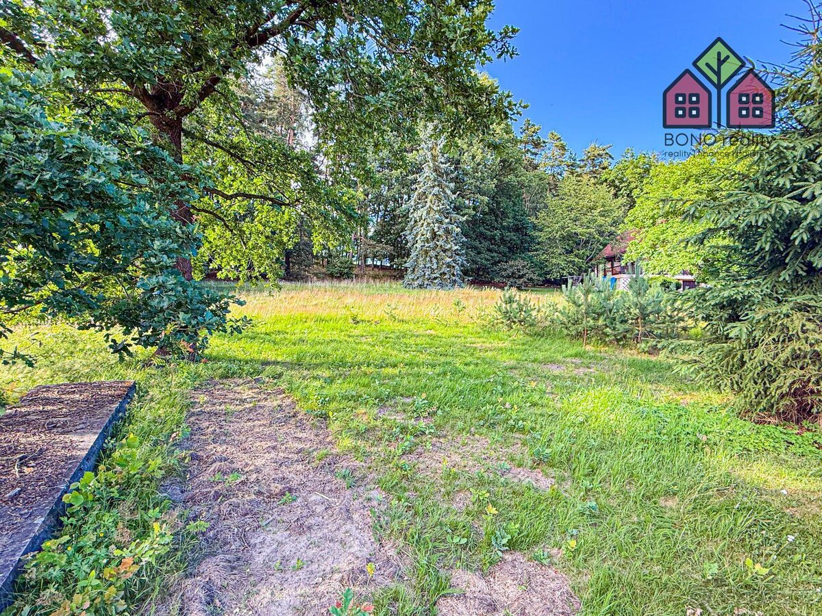 Pozemek - zahrada o výměře 1020 m2, voda, elektřina, klid u 