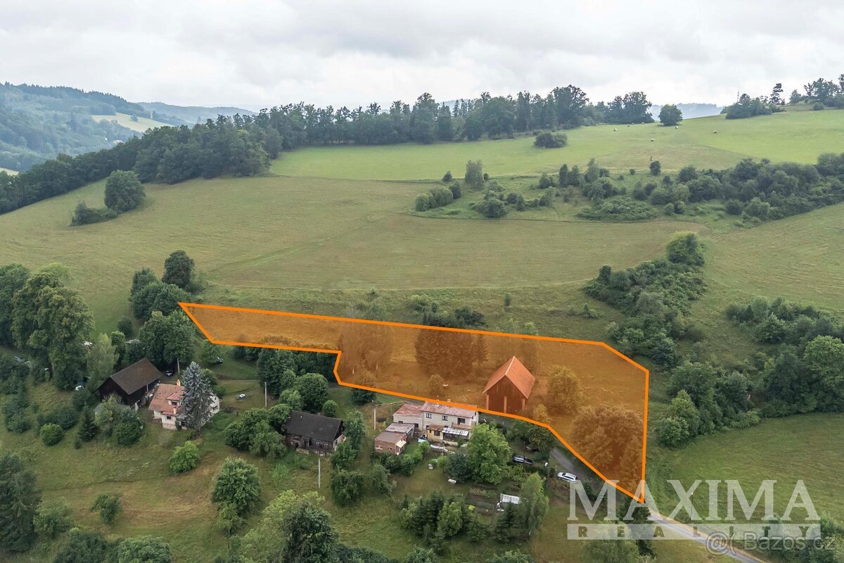 Pozemek  o ploše 4517 m2 - Slaná, Bořkov