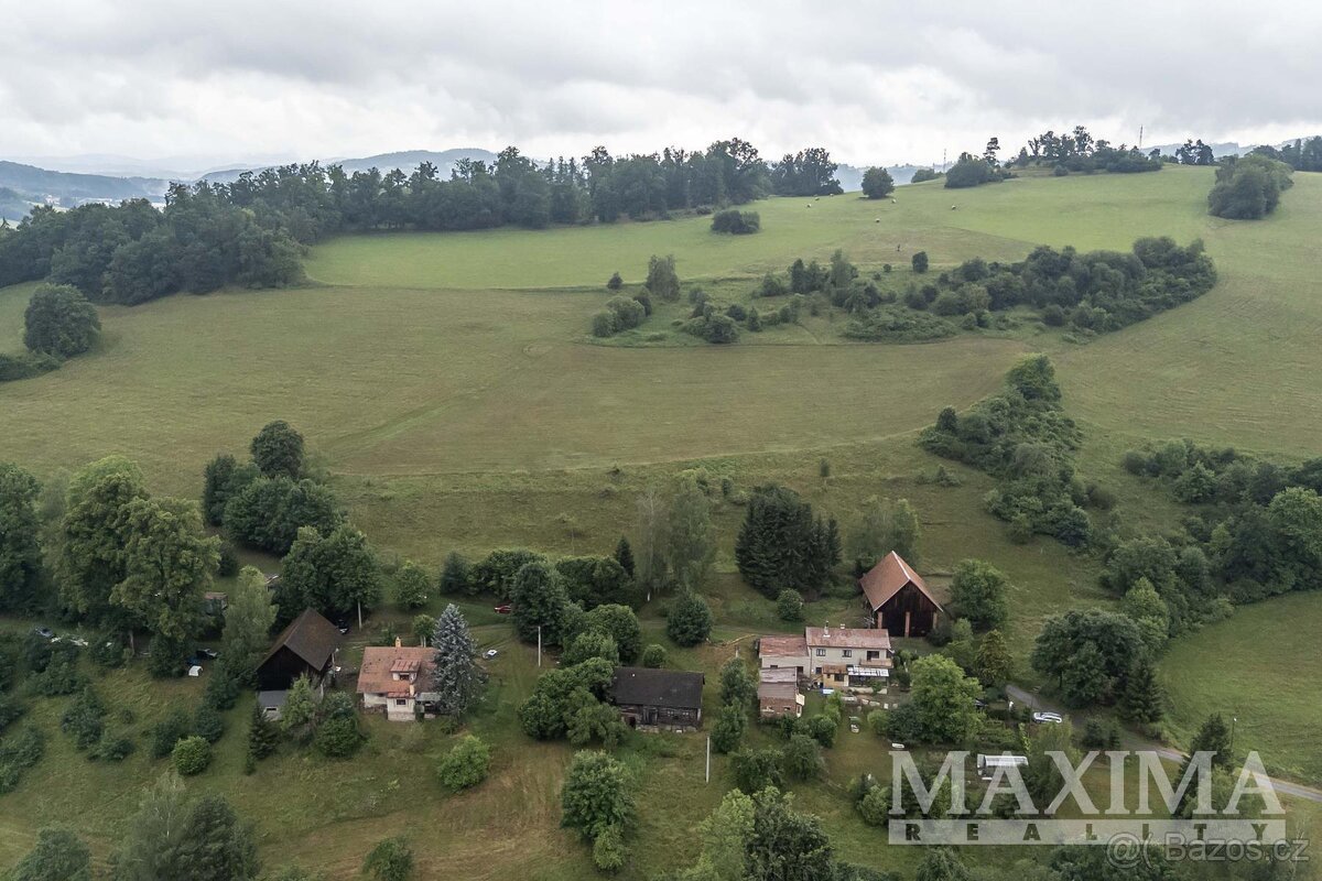 Pozemek  o ploše 4517 m2 - Slaná, Bořkov