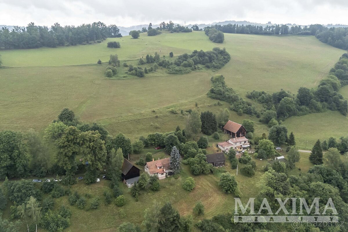Pozemek  o ploše 4517 m2 - Slaná, Bořkov
