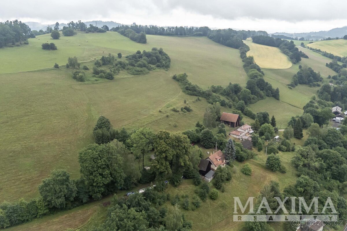 Pozemek  o ploše 4517 m2 - Slaná, Bořkov