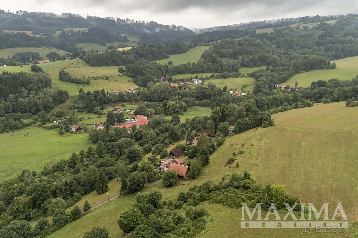 Pozemek  o ploše 4517 m2 - Slaná, Bořkov
