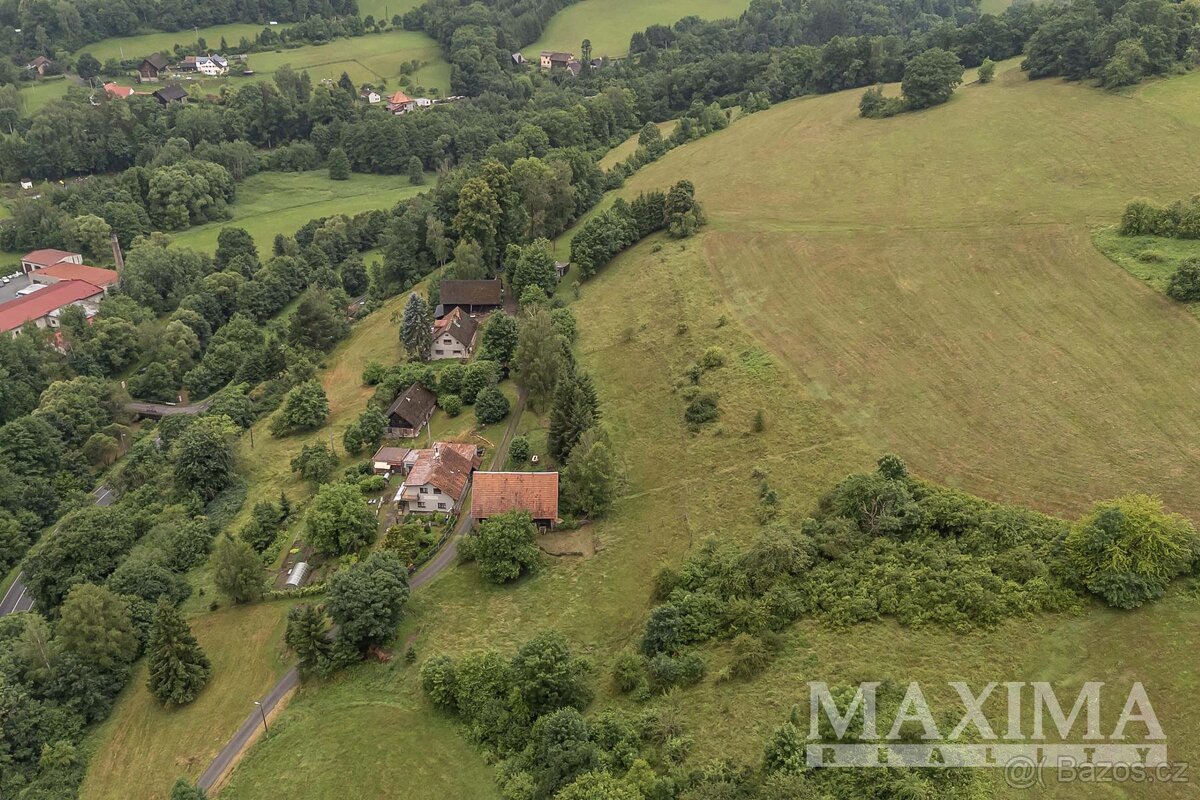 Pozemek  o ploše 4517 m2 - Slaná, Bořkov