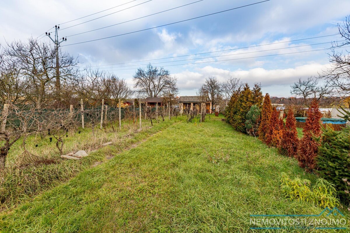 Prodej zahrady s již vystavěnou chatkou o výměře 31m2, k.ú. 