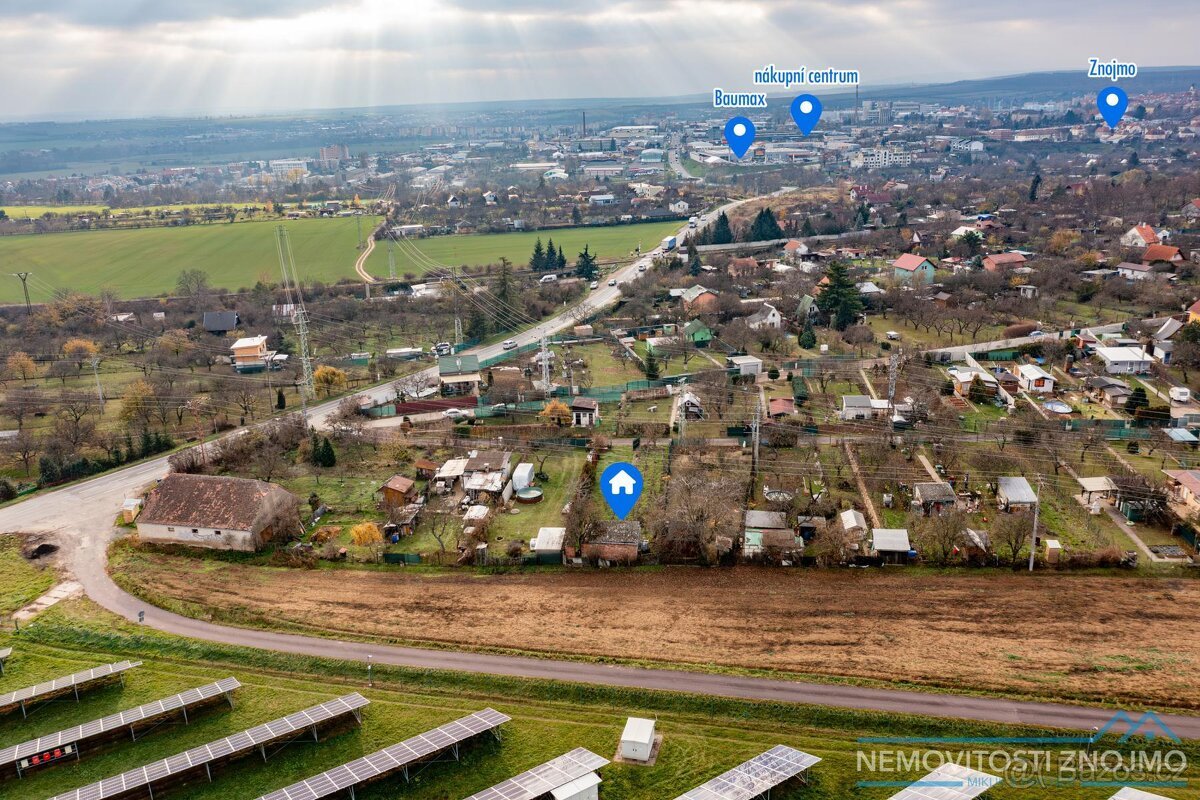 Prodej zahrady s již vystavěnou chatkou o výměře 31m2, k.ú. 