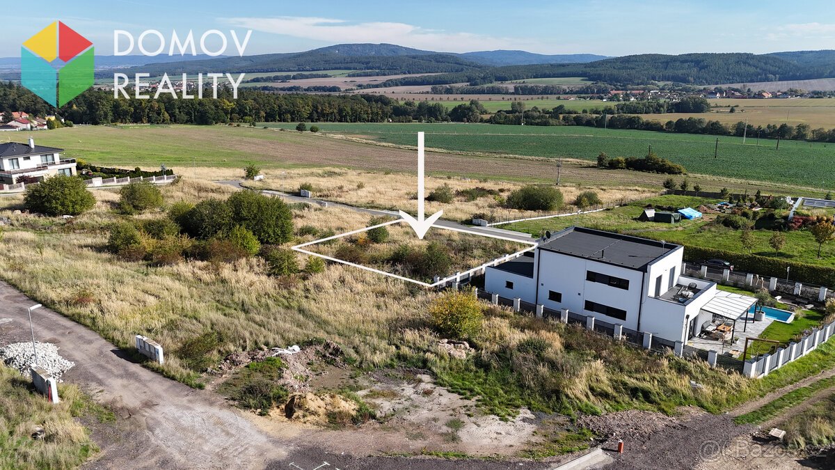 Pozemek s krásným  výhledem, Hořovice