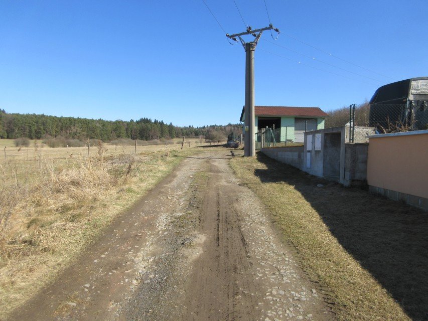 NA PRODEJ - STAVEBNÍ POZEMEK VČETNĚ STAVBY, PUTIM (PÍSECKO)
