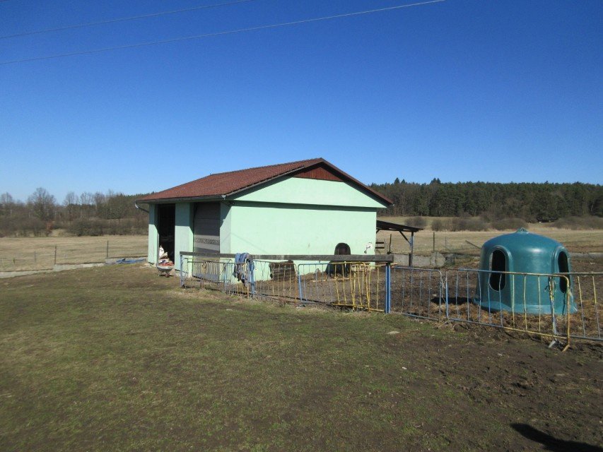 NA PRODEJ - STAVEBNÍ POZEMEK VČETNĚ STAVBY, PUTIM (PÍSECKO)