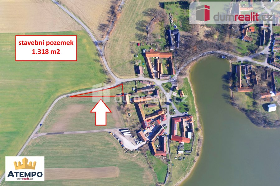 K prodeji, stavební pozemek o celkové výměře 1.318 m2, obec 