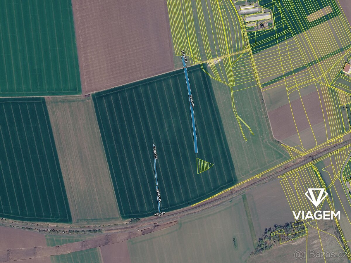 Pole 5 171 m², Podíl 50 % o výměře 2 586 m²