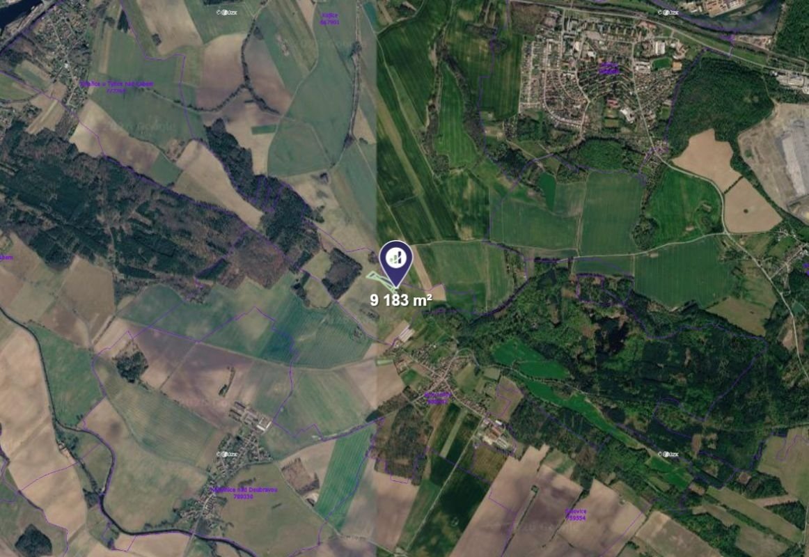 Prodej podílu 7/8 pole 7 567 m², Týnec nad Labem