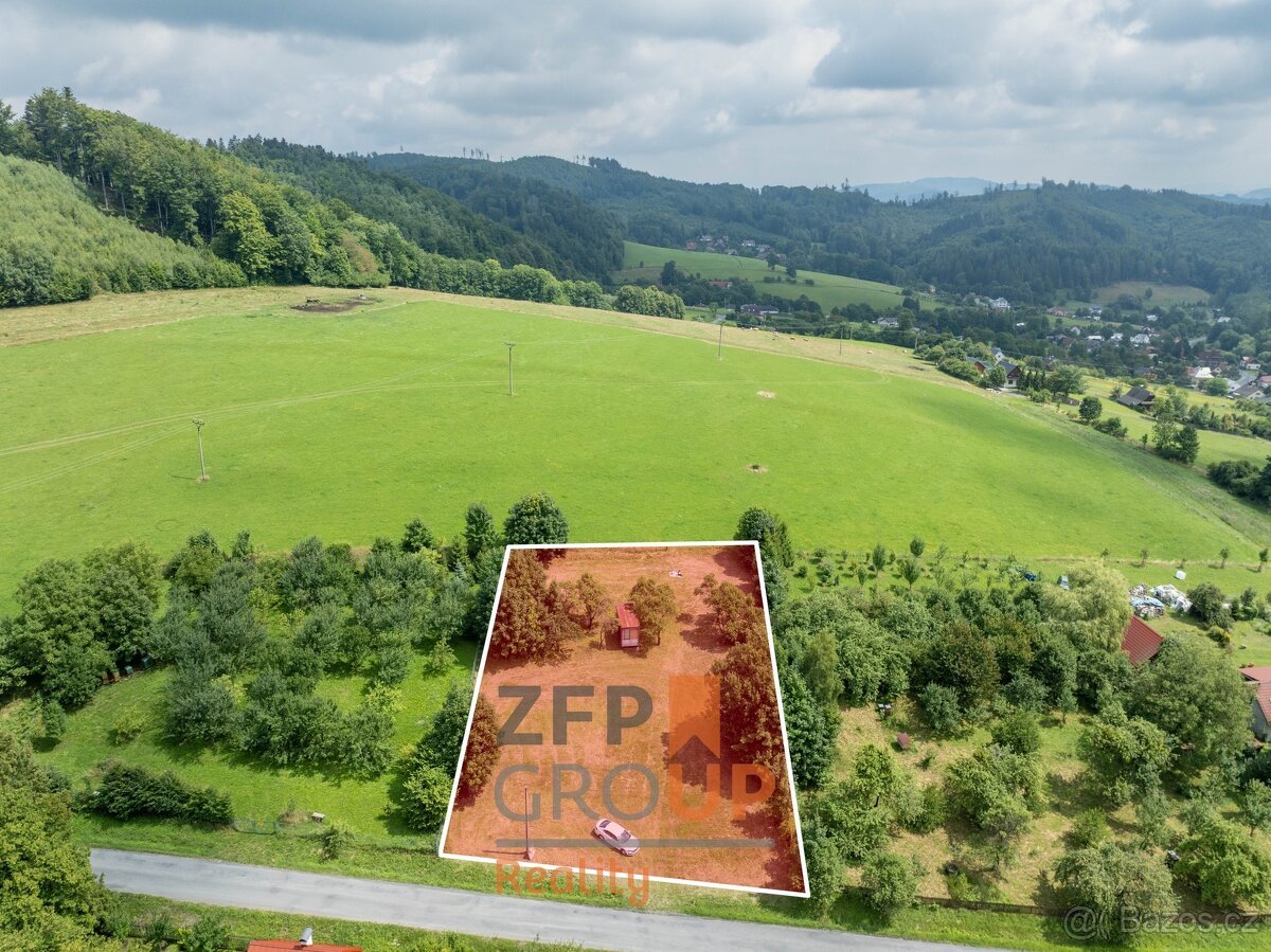 Prodej stavebního pozemku o rozloze 2 142 m², Oznice
