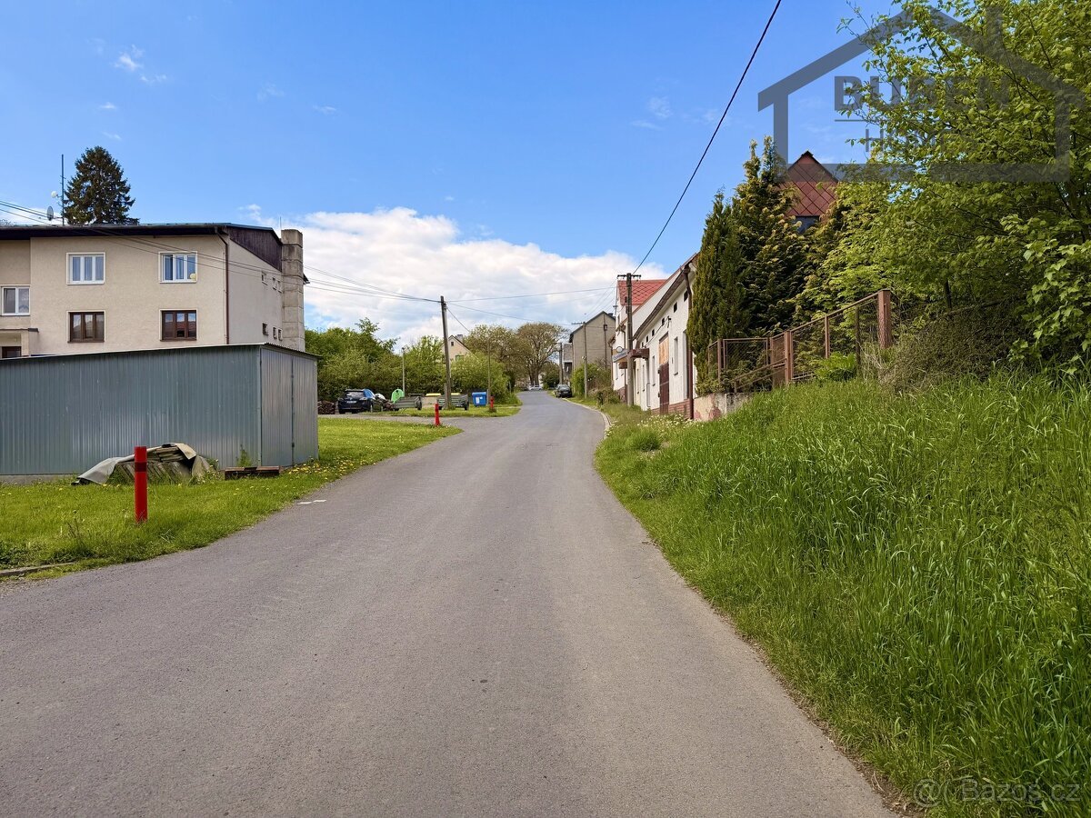 Stavební pozemek 2 218 m² (s možností dokoupit 8 668 m²) - L