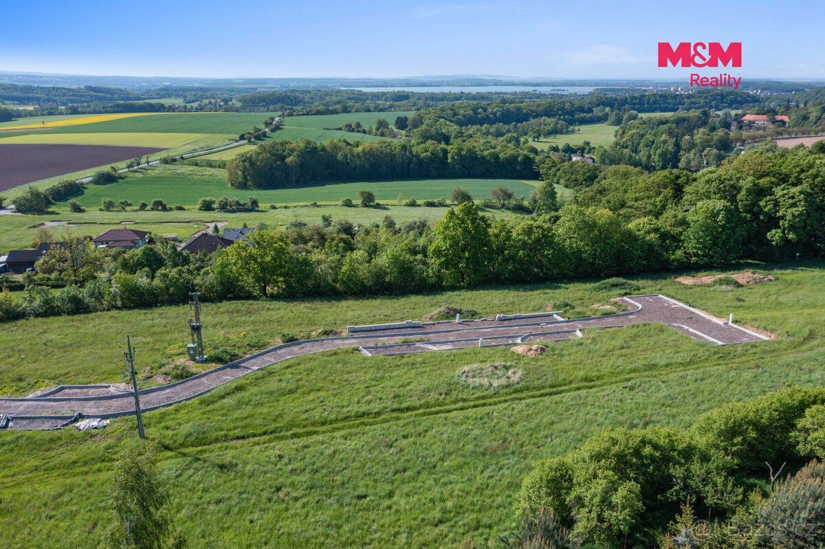 Prodej pozemku k bydlení, 1547 m², Žernov, ul. Žernov