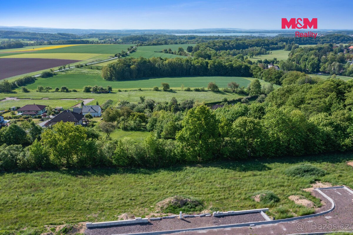 Prodej pozemku k bydlení, 1547 m², Žernov, ul. Žernov