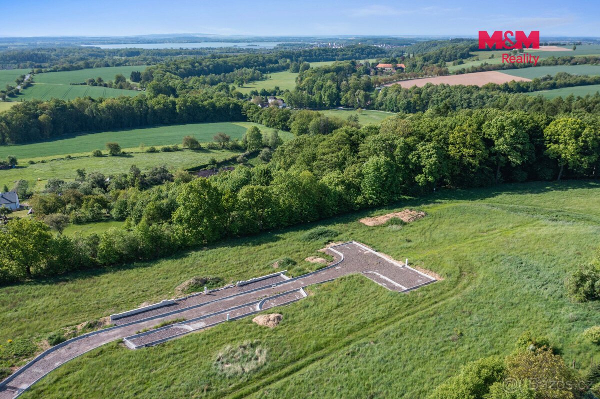 Prodej pozemku k bydlení, 1547 m², Žernov, ul. Žernov