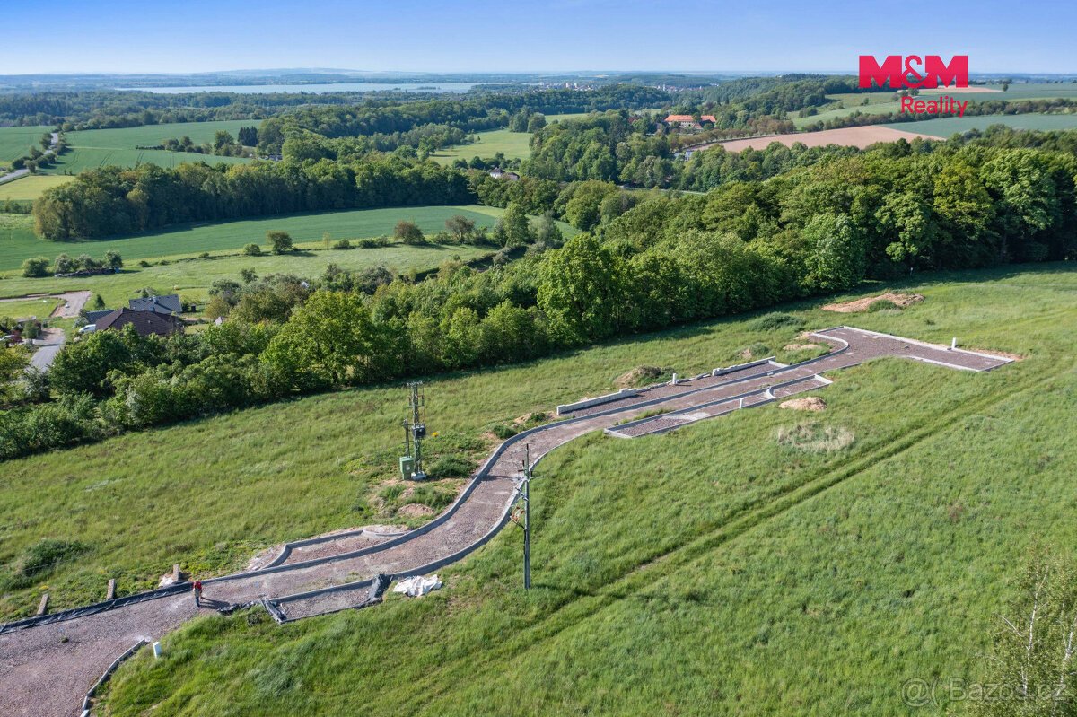 Prodej pozemku k bydlení, 1547 m², Žernov, ul. Žernov