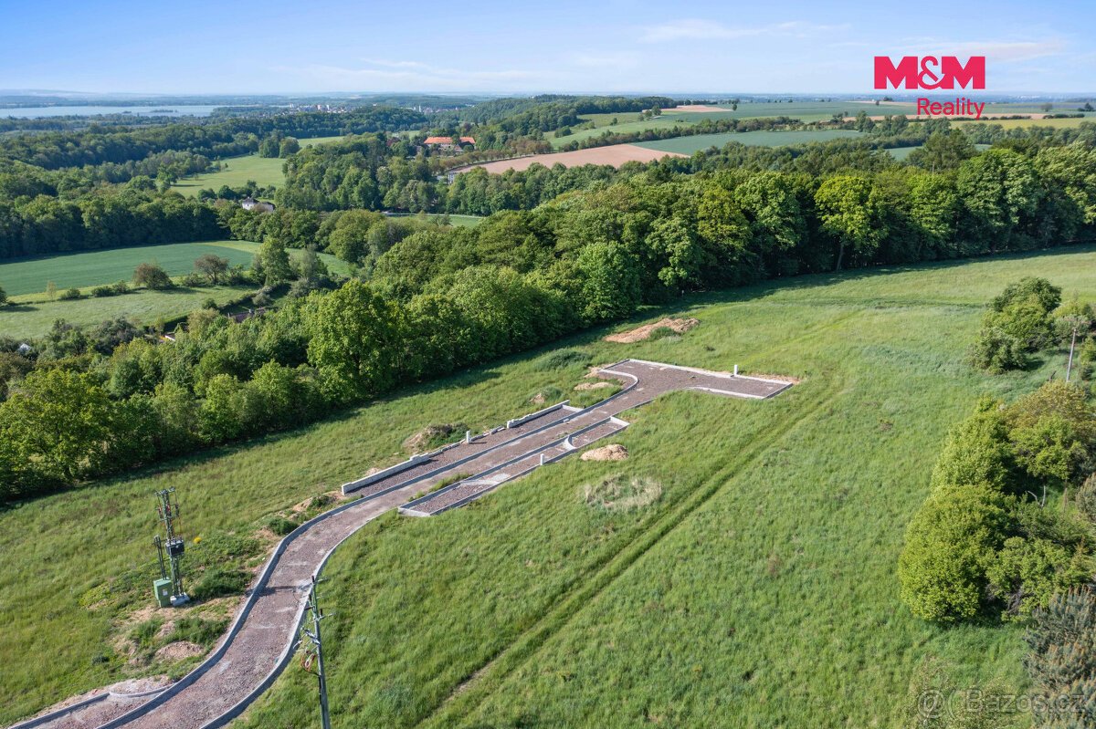 Prodej pozemku k bydlení, 1547 m², Žernov, ul. Žernov