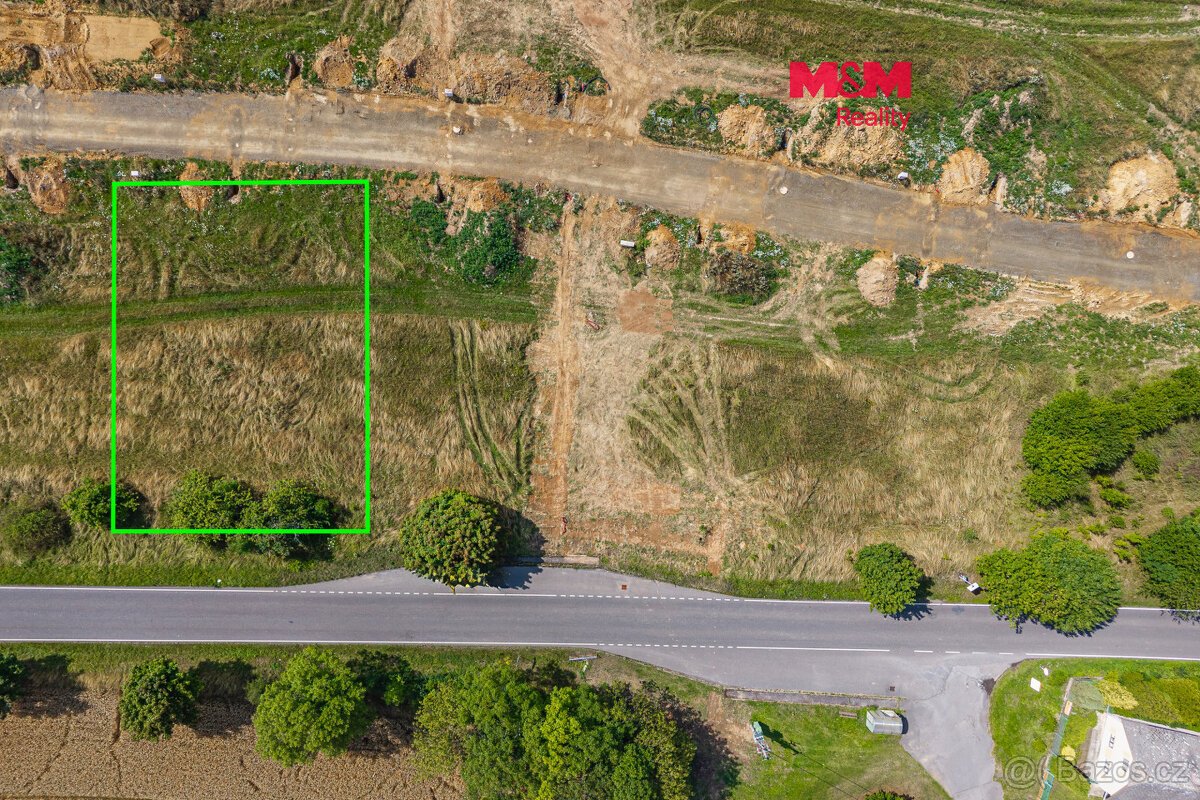 Prodej pozemku, 850 m², Narysov
