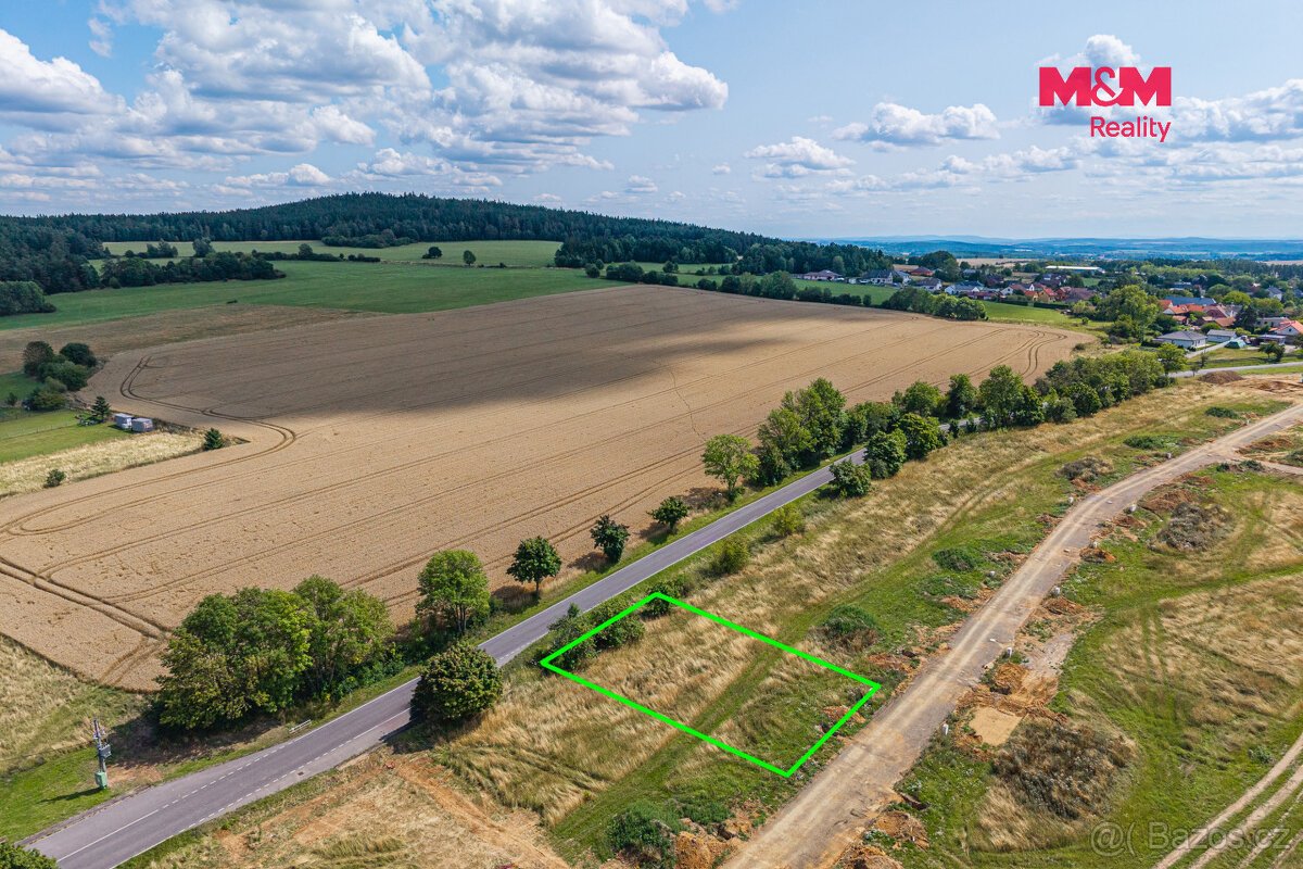 Prodej pozemku, 850 m², Narysov