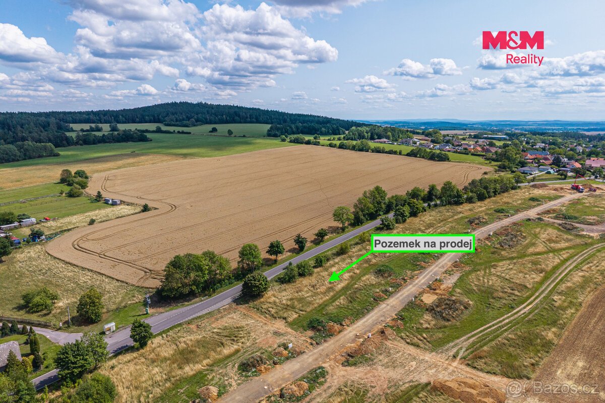 Prodej pozemku, 850 m², Narysov