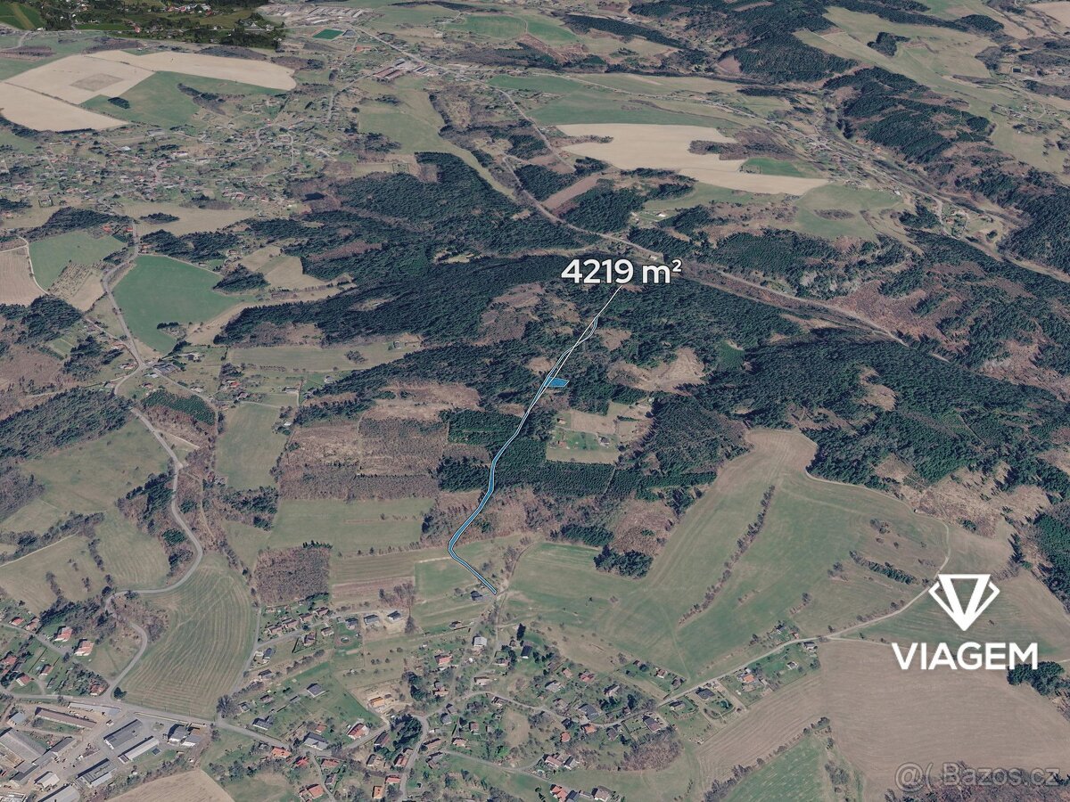 Les 4 219 m², Podíl 34 % o výměře 881 m²