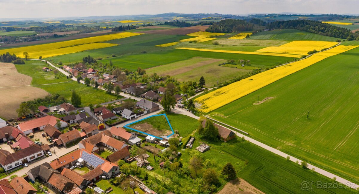 Prodej stavebního pozemku 1 477 m² – Šašovice u Želetavy