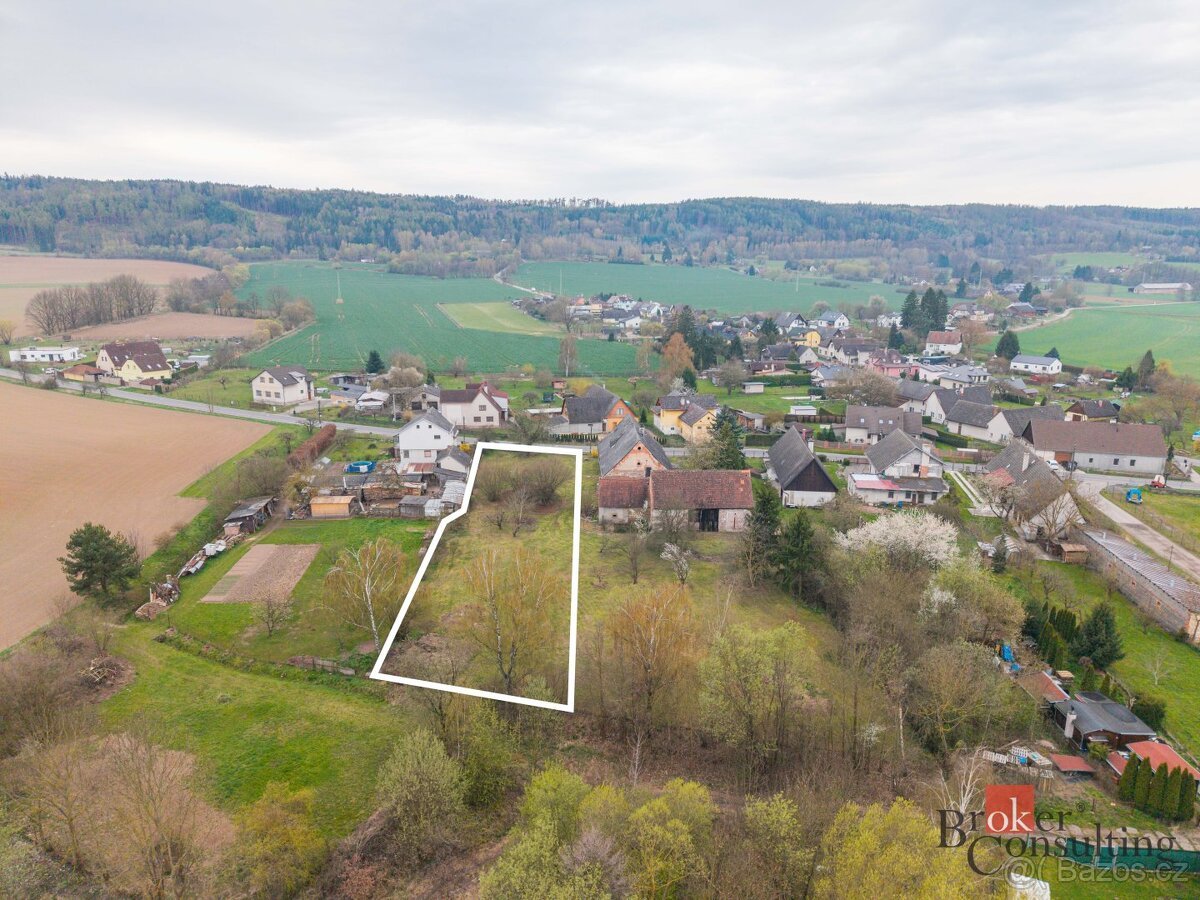 Prodej, pozemky/bydlení, 1821 m2, Žireč 118, 54404 Dvůr Král