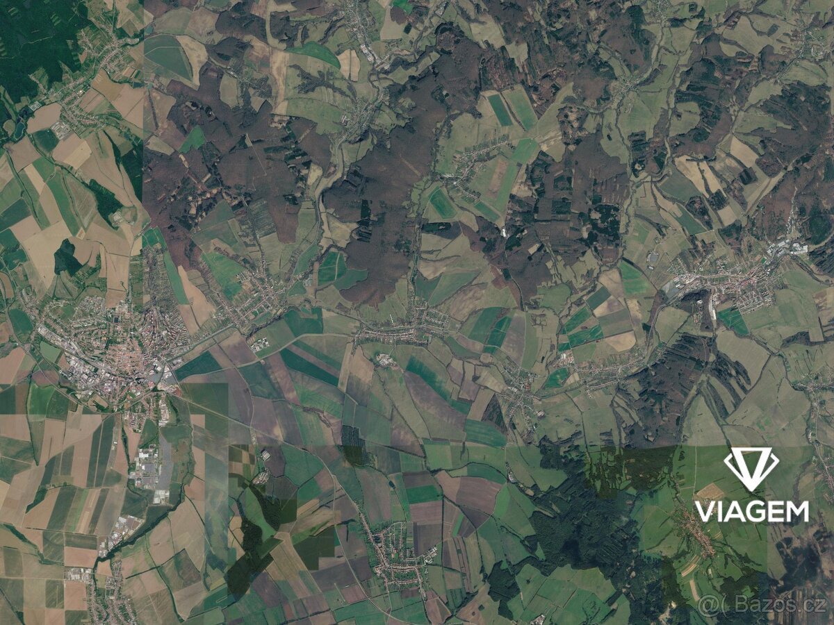 Pole 940 m²