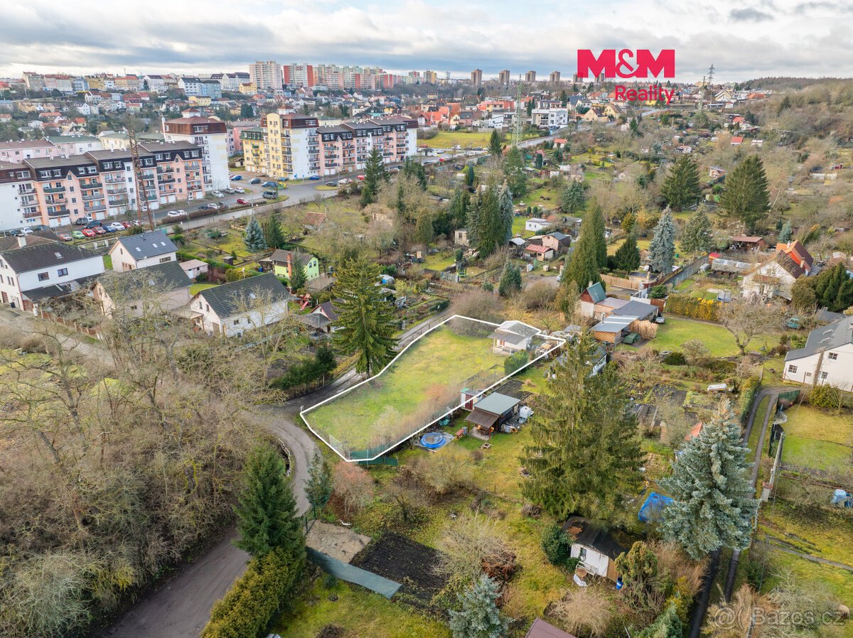 Prodej pozemku k bydlení, 702 m², Kladno, ul. Lesík