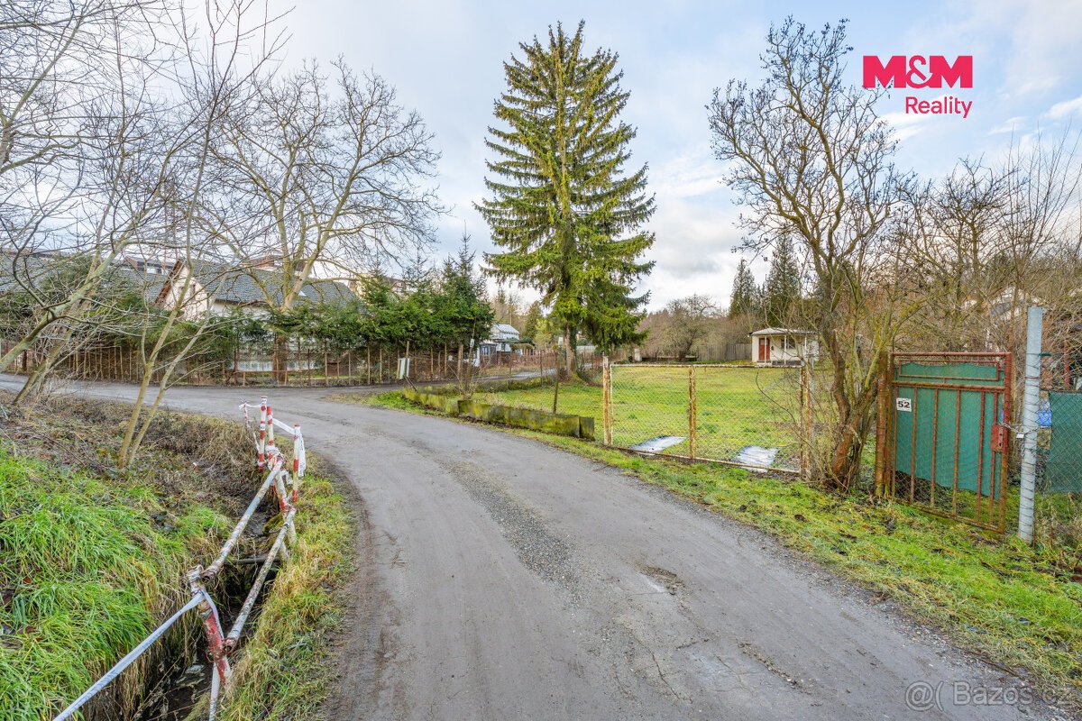 Prodej pozemku k bydlení, 702 m², Kladno, ul. Lesík