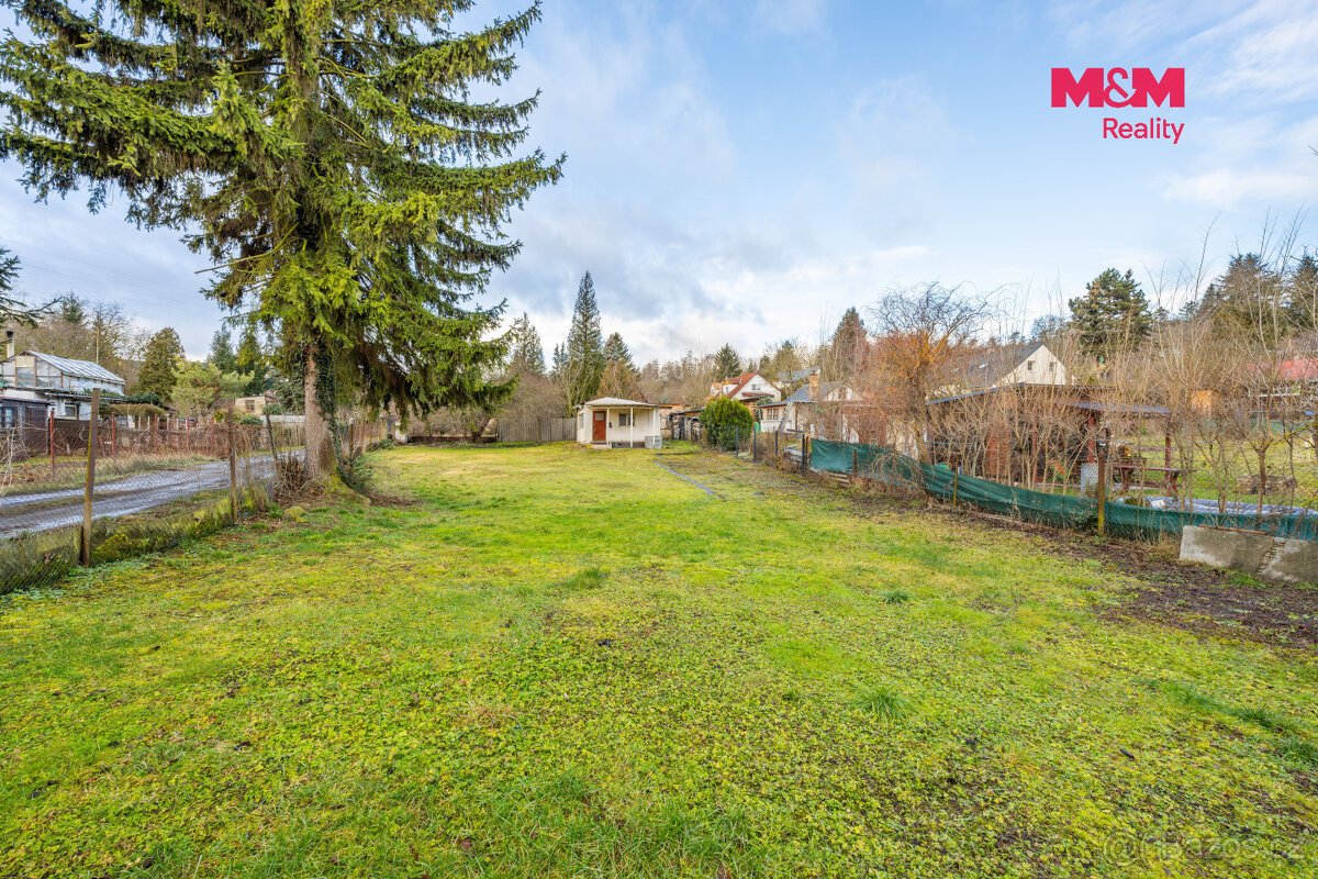 Prodej pozemku k bydlení, 702 m², Kladno, ul. Lesík