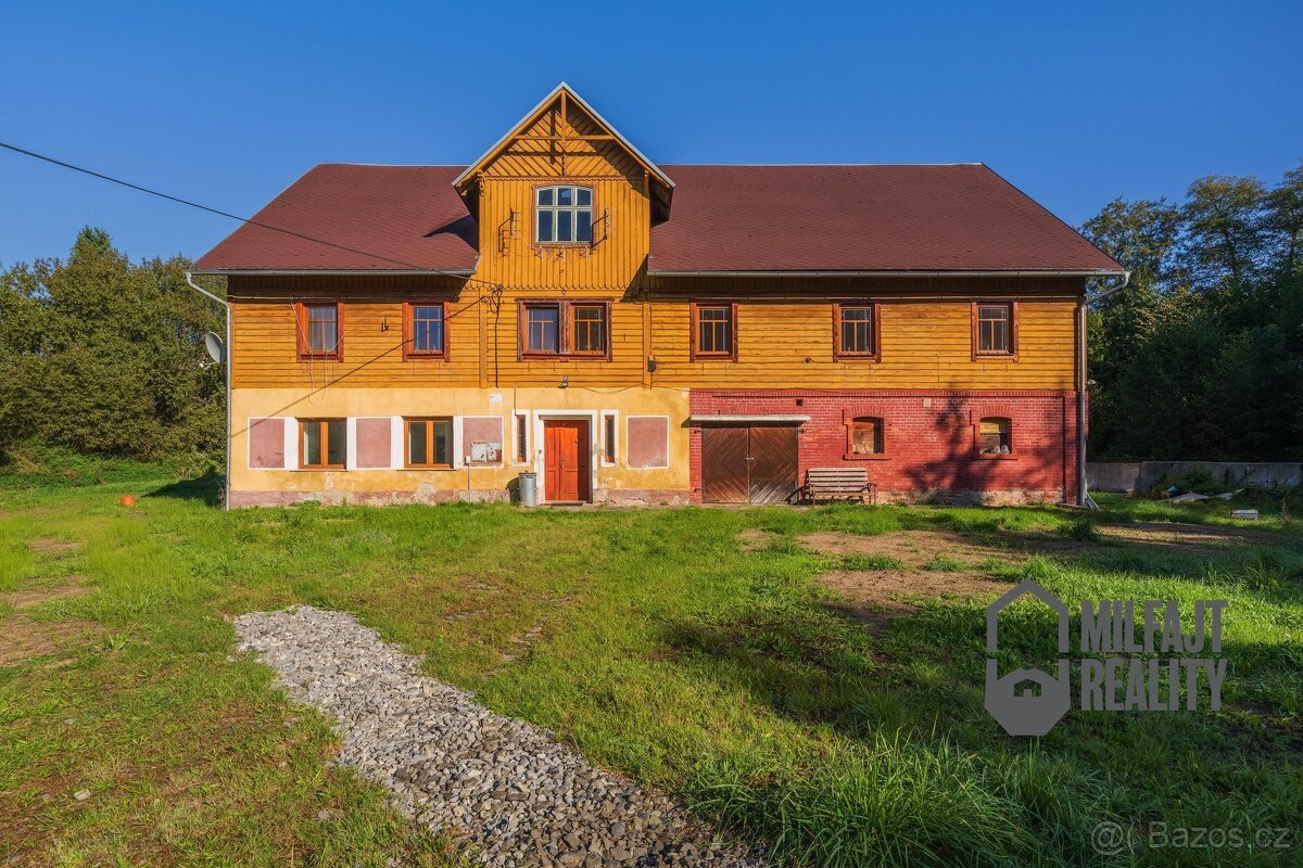 Prodej pozemku 36.850 m², Hamr na Jezeře - Břevniště