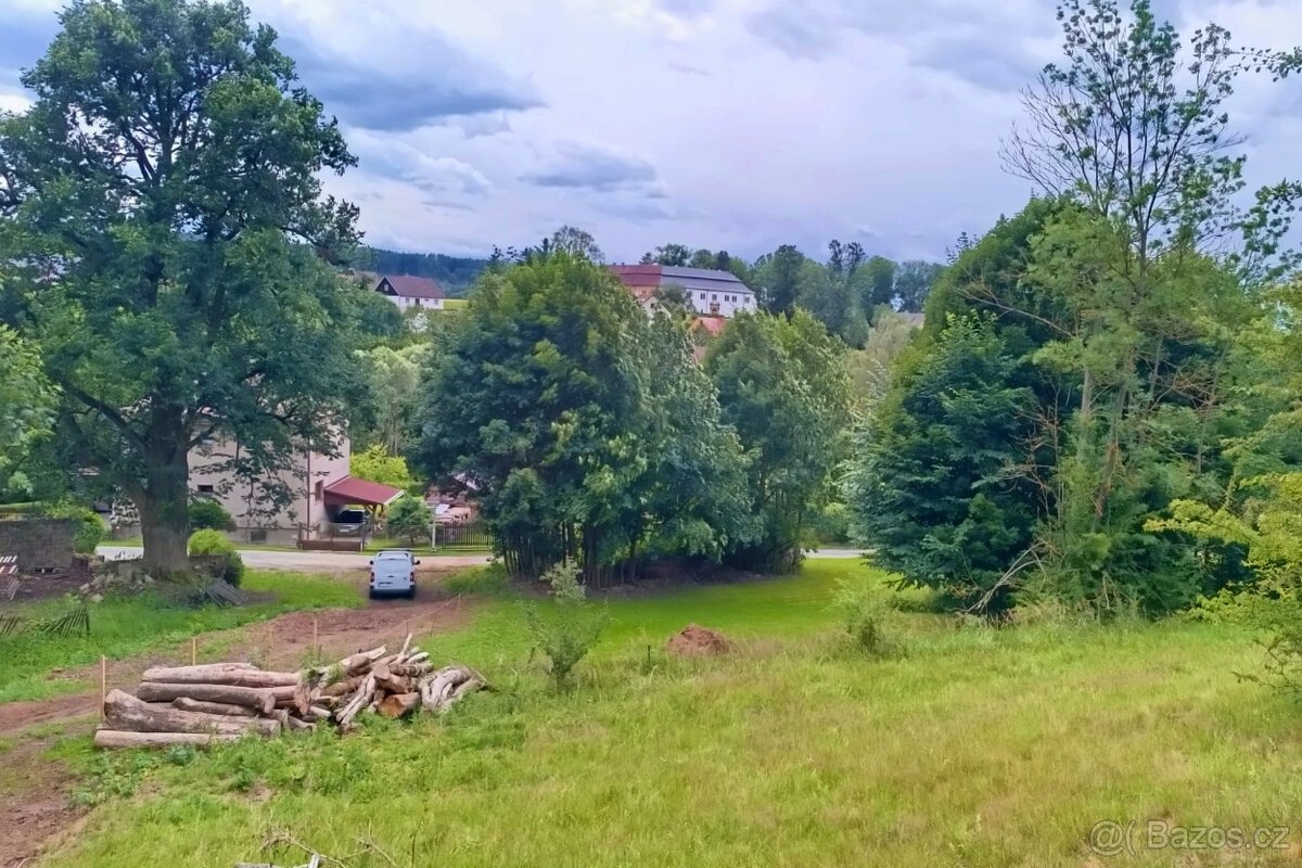 Stavební pozemek 624 m² -  Nový Studenec